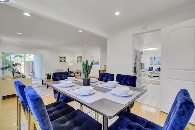 41025 Pajaro Dr, Fremont CA: https://media.crmls.org/mediaz/9cc1a5da-40d2-46a9-afe5-2b2d61f55e4c.jpg