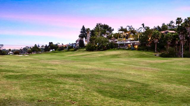 2517 Navarra Drive, Carlsbad CA: https://media.crmls.org/mediaz/9cc34b94-1c7a-41f1-b5d1-24d76adcd22c.jpg