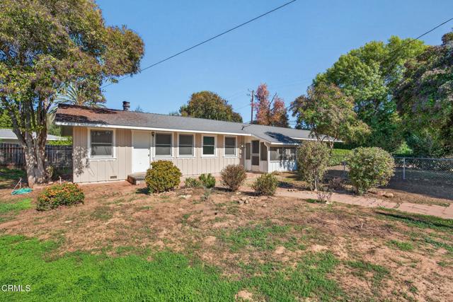 1211 Cruzero Street, Ojai CA: https://media.crmls.org/mediaz/9cc3d184-aad7-49f1-8d43-0423239aca7f.jpg