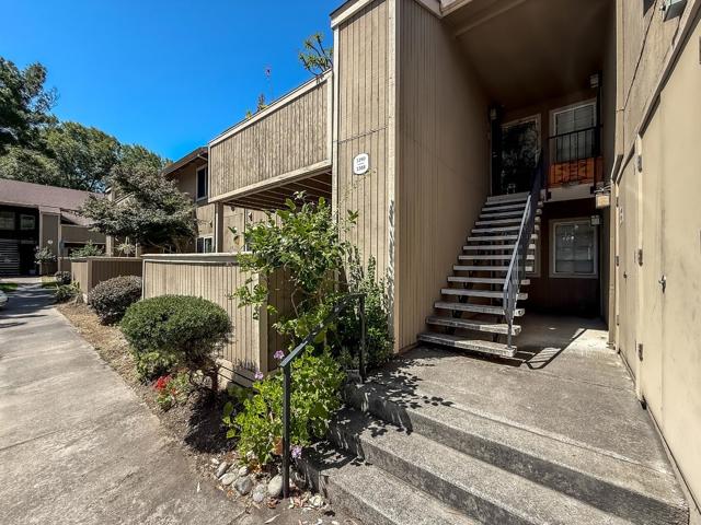 3388 Red Cedar Terrace, Fremont CA: https://media.crmls.org/mediaz/9cc4b90c-603c-4770-9e57-93d6640853b2.jpg