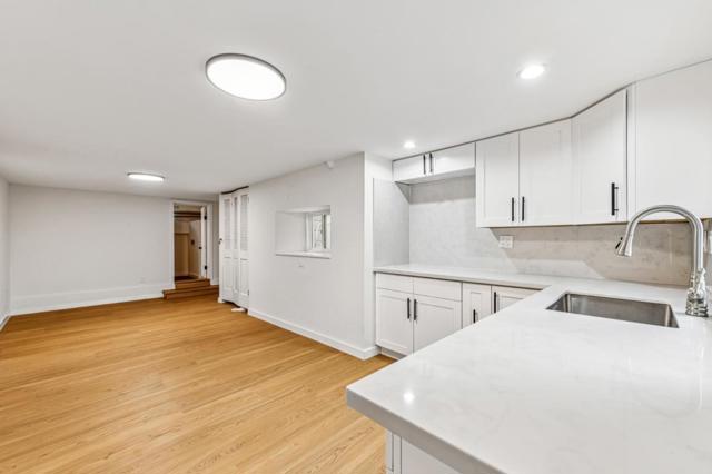 17221724 48th Avenue, San Francisco CA: https://media.crmls.org/mediaz/9cc5f8de-cd7a-4b35-8da4-b8c97b149290.jpg
