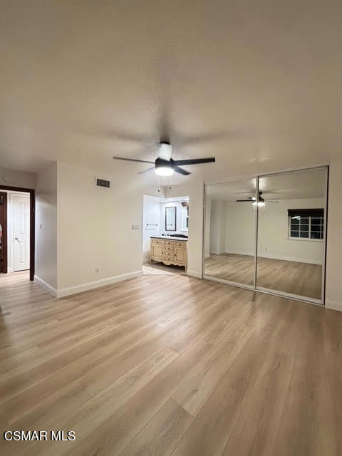 161 Teasdale Street, Thousand Oaks CA: https://media.crmls.org/mediaz/9cc7d17c-7204-4e9f-b2f2-0cc55dd1ec15.jpg