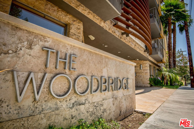 4180 Fair Avenue, Studio City CA: https://media.crmls.org/mediaz/9cc83eca-bfab-43d8-9f37-8f83663649fb.jpg