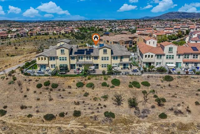 16291 Veridian Cir, San Diego CA: https://media.crmls.org/mediaz/9cc84a4e-cc43-4d5f-977e-b946e5e360fd.jpg