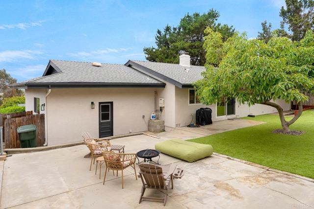 Detail Gallery Image 37 of 56 For 2442 Sunflower, Vista,  CA 92083 - 3 Beds | 2 Baths