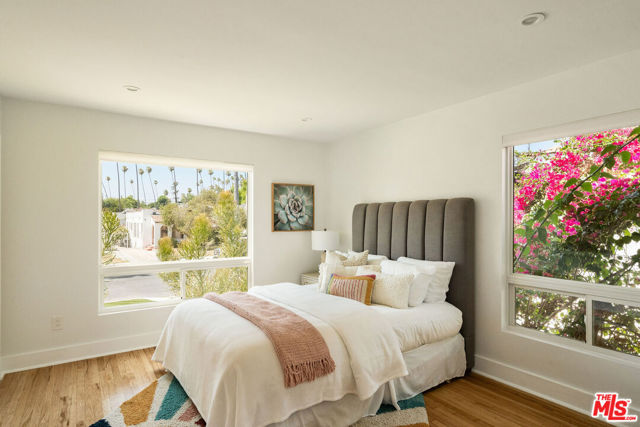 1414 N Coronado Terrace, Los Angeles CA: https://media.crmls.org/mediaz/9cc9c86a-8934-4d2a-8c07-4ebe1eb06686.jpg