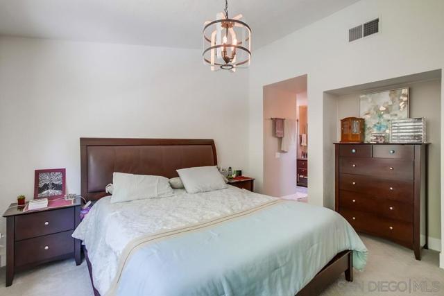 11840 SPRINGSIDE ROAD, San Diego CA: https://media.crmls.org/mediaz/9cca149b-e9ae-40ae-9eb0-d5451b520917.jpg