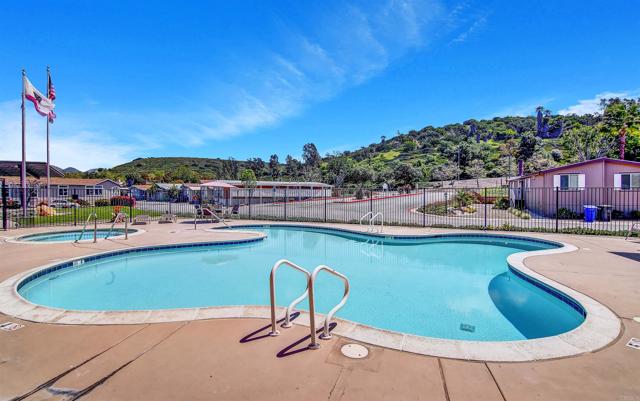 Detail Gallery Image 10 of 11 For 12808 Herencia Dr #387,  Poway,  CA 92064 - 2 Beds | 2 Baths