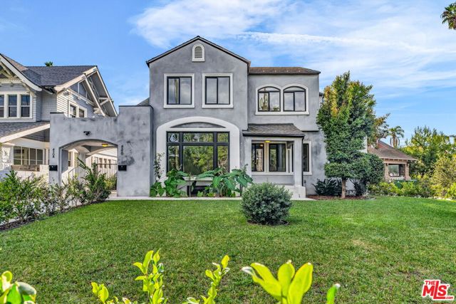 4308 Victoria Park Drive, Los Angeles CA: https://media.crmls.org/mediaz/9ccaab91-bb83-409c-99bb-ab6e10646d5c.jpg