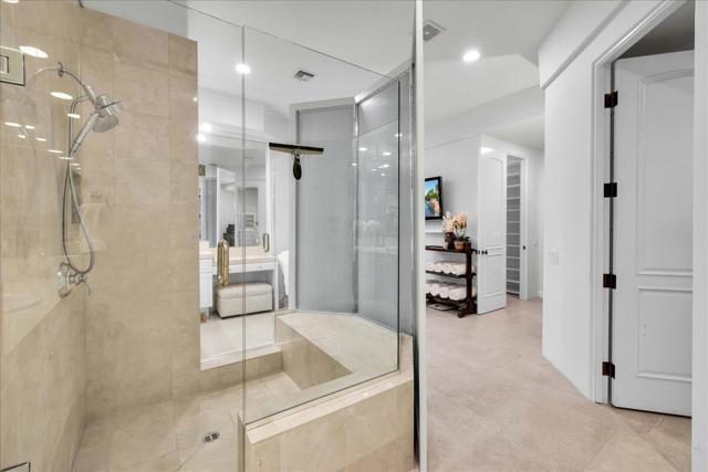 48385 Vista Calico, La Quinta CA: https://media.crmls.org/mediaz/9ccacc4c-c6e6-4cba-add6-5e2e68466a83.jpg