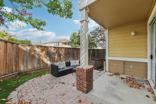 337 Ballymore Circle, San Jose CA: https://media.crmls.org/mediaz/9ccbf39d-bcf5-48ff-93dd-a50cb38ef4a2.jpg