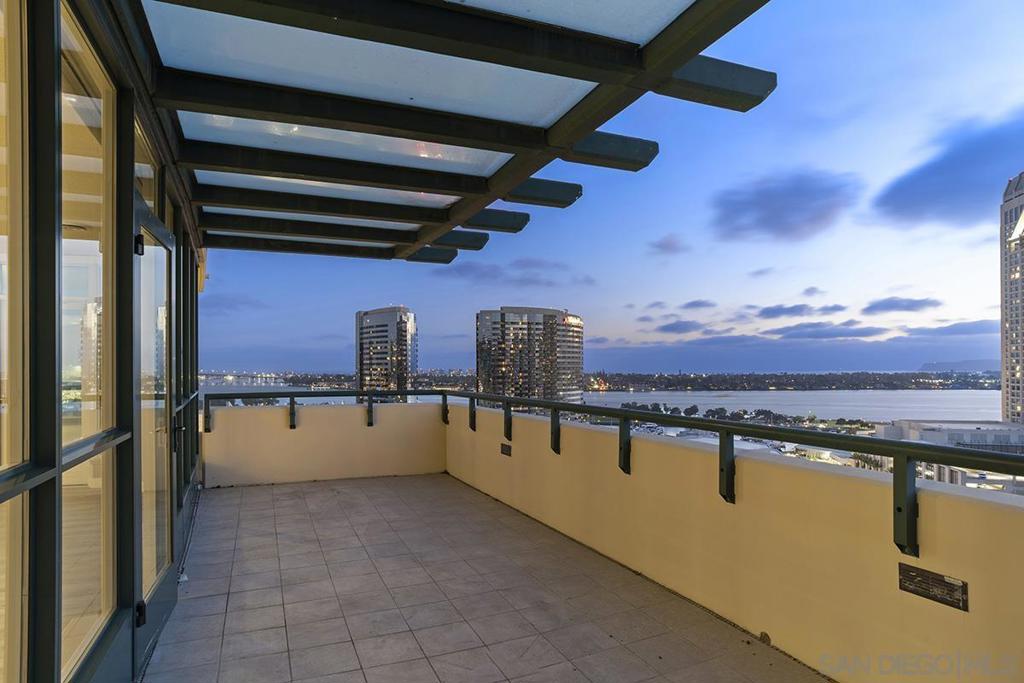 555 Front Street - photo 6