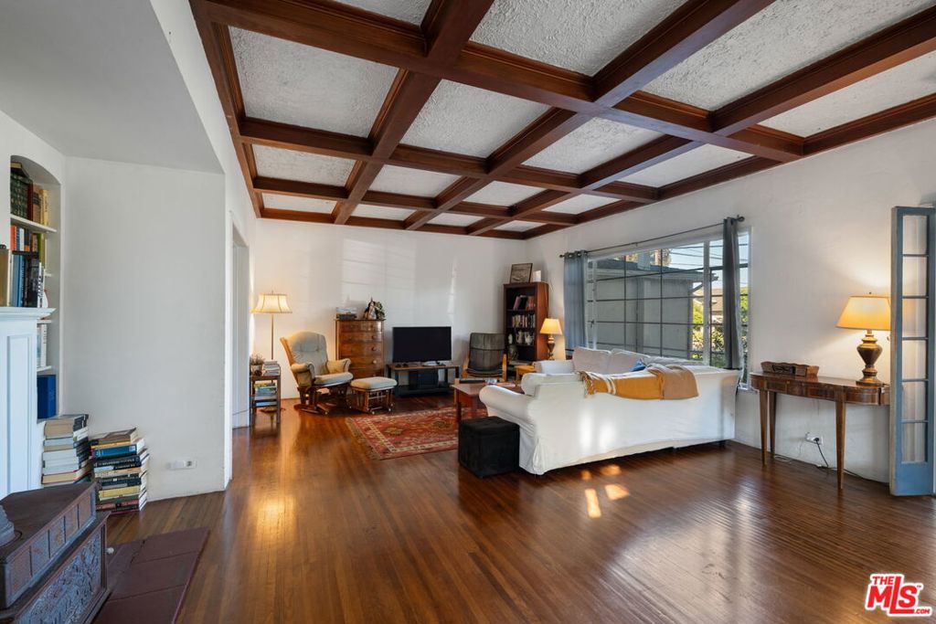 MLS #25589291 image #9