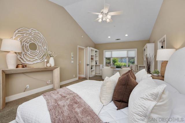 1324 Vista Colina Dr, San Marcos CA: https://media.crmls.org/mediaz/9cce0688-2f46-46c2-82c1-4fe5630ff63d.jpg
