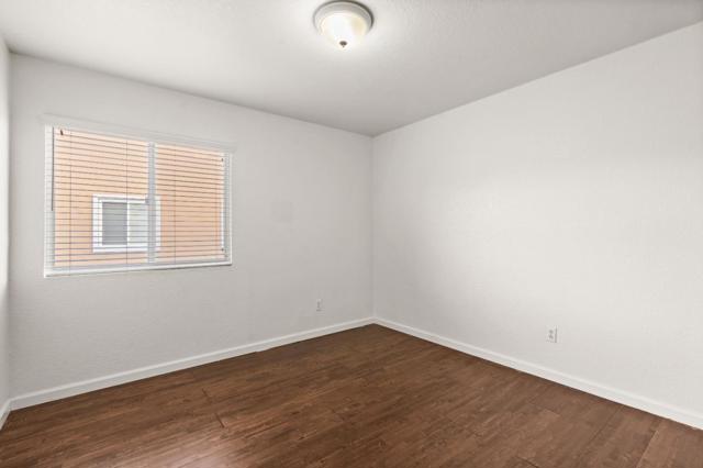 354 Vasconcellos Avenue, Manteca CA: https://media.crmls.org/mediaz/9cce2f33-ea39-40d6-9560-a8865e6d1a20.jpg