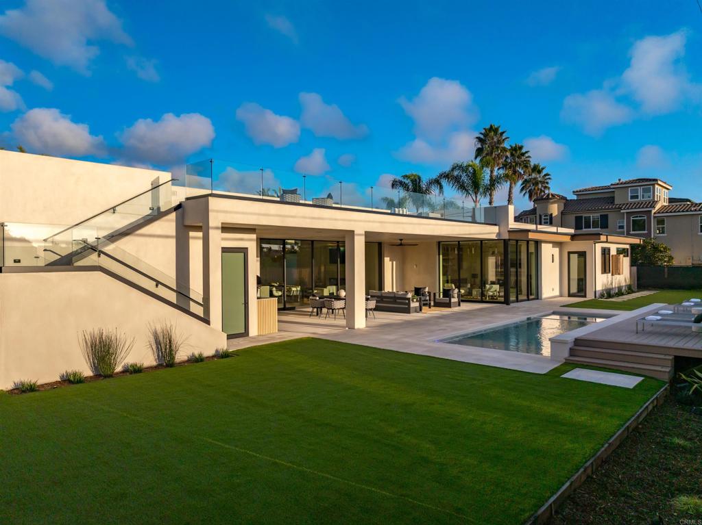 601 Cedros Avenue - photo 17