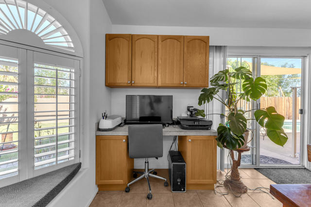 Image 30 of 64 For 52680 Avenida Martinez
