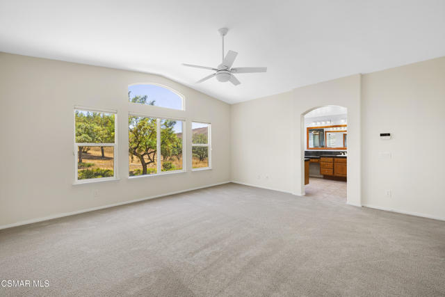 2996 Eagles Claw Avenue, Thousand Oaks CA: https://media.crmls.org/mediaz/9ccfd2a5-17df-4c14-8f53-21ea394c85e3.jpg