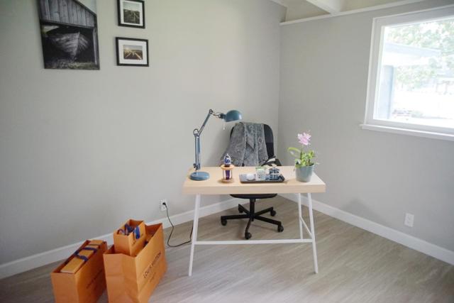 795 E Charleston Road, Palo Alto CA: https://media.crmls.org/mediaz/9ccfeebd-ef5b-4965-978b-6ec9377cd305.jpg