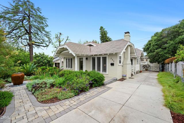 Detail Gallery Image 4 of 42 For 255 N Canyon Bld, Monrovia,  CA 91016 - 3 Beds | 2 Baths