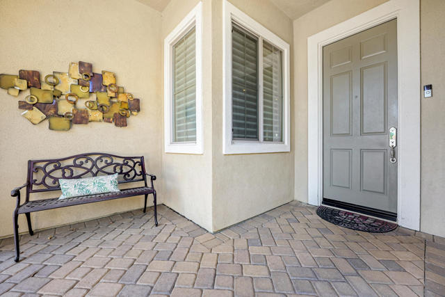 81554 Avenida Sombra, Indio CA: https://media.crmls.org/mediaz/9cd02635-3075-41a7-b62a-e4225a400b8b.jpg