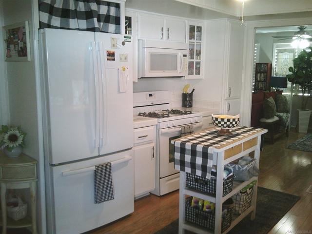 1401 El Norte Parkway, San Marcos CA: https://media.crmls.org/mediaz/9cd164c5-9acd-4d0f-9c97-fe8174d61dff.jpg