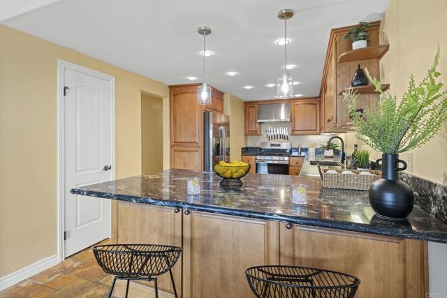 515 S Sierra Avenue, Solana Beach CA: https://media.crmls.org/mediaz/9cd17a59-e69d-4afc-8c81-903da55c5532.jpg