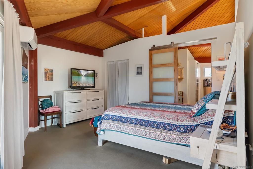 MLS #250043179SD image #60