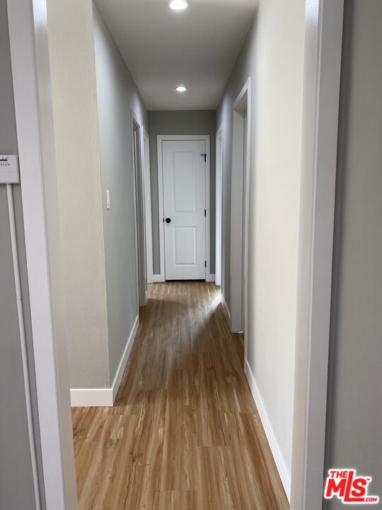 5024 LARKSPUR Drive photo 4