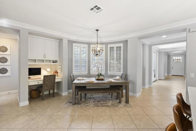 Detail Gallery Image 22 of 73 For 6257 Alverton, Carlsbad,  CA 92009 - 5 Beds | 4/1 Baths