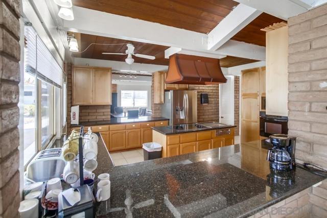 450 E Bradley Ave, El Cajon CA: https://media.crmls.org/mediaz/9cd3bf7b-41da-4b82-8a87-45a734f1742d.jpg