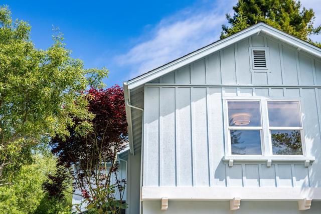 840 Seacliff Drive, Aptos CA: https://media.crmls.org/mediaz/9cd4e504-ac66-4f5d-96b0-d04540c5d1be.jpg