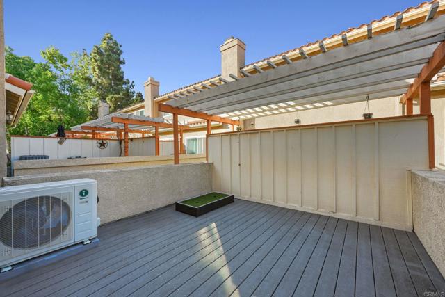 7727 Caminito Monarca, Carlsbad CA: https://media.crmls.org/mediaz/9cd567c3-72a2-4082-8ccf-7a068fe7bfc9.jpg