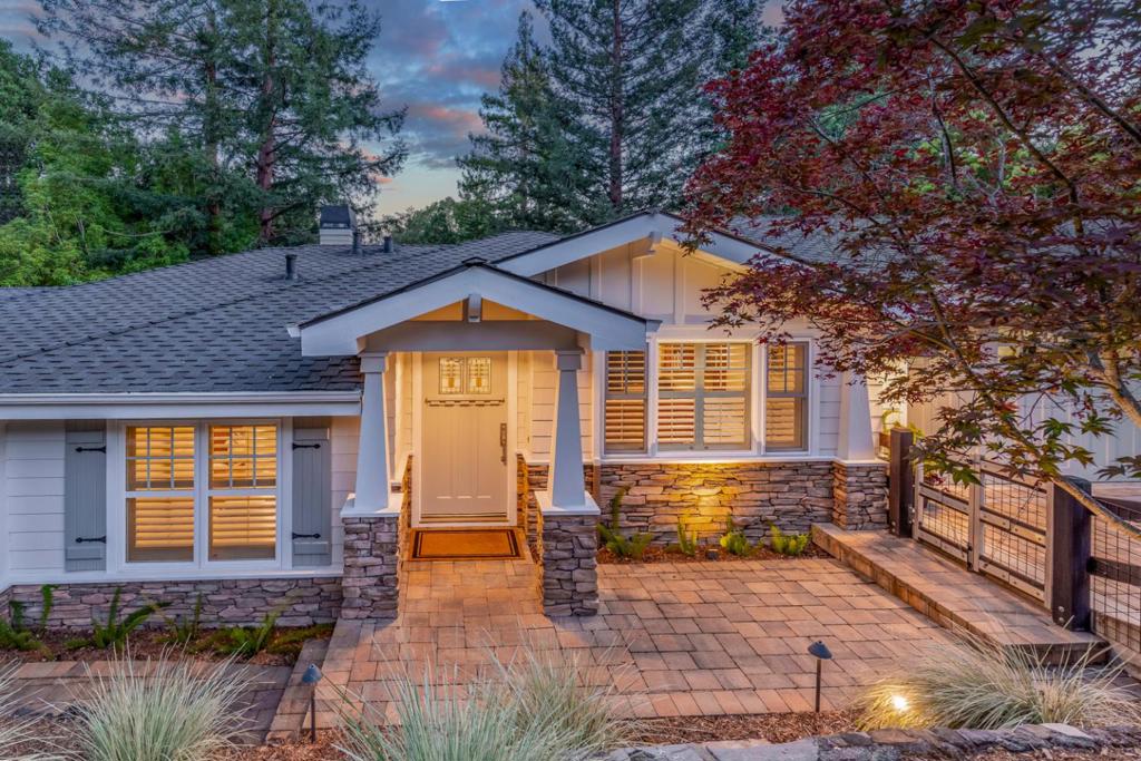 63 Ridgecourt