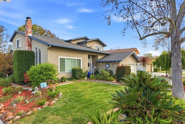2891 Calle Reynoso, Pleasanton CA: https://media.crmls.org/mediaz/9cd58247-a20b-4f21-9338-06ff0242c021.jpg
