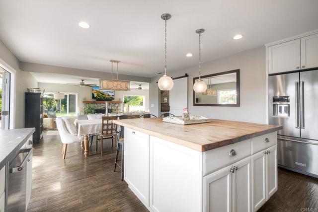 Detail Gallery Image 13 of 37 For 2017 Caracol Ct, Carlsbad,  CA 92009 - 3 Beds | 2/1 Baths