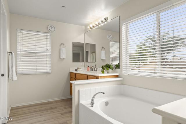 371 Huerta Street, Oxnard CA: https://media.crmls.org/mediaz/9cd62b9c-44b3-4b20-aaa1-1bb1032fdc36.jpg