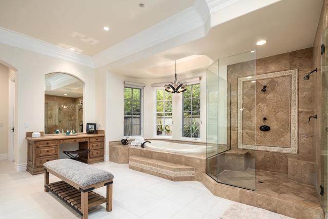 Detail Gallery Image 26 of 42 For 6627 Calle Ponte Bella, Rancho Santa Fe,  CA 92091 - 5 Beds | 6/1 Baths