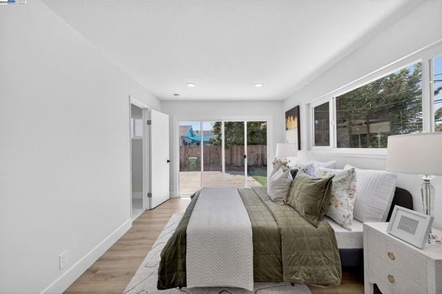 4403 Burke Way, Fremont CA: https://media.crmls.org/mediaz/9cd73106-a1b7-4a47-86c3-f151abc44c70.jpg
