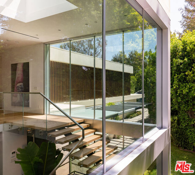 1920 Rial Lane, Los Angeles CA: https://media.crmls.org/mediaz/9cd81555-f648-4859-a317-c6781b0c5a80.jpg