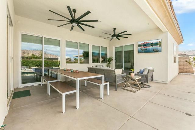 44830 Via Mirabel, La Quinta CA: https://media.crmls.org/mediaz/9cd8a609-9f75-462b-be63-fa69b7c740bc.jpg