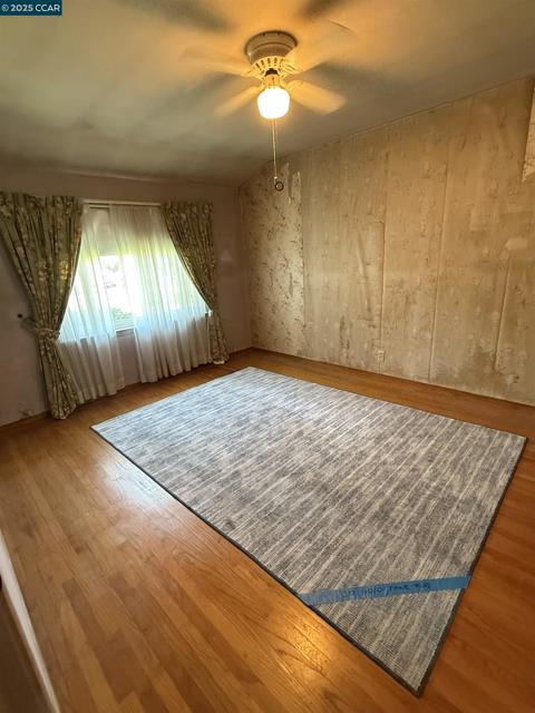 1630 Nicholas Dr, Concord CA: https://media.crmls.org/mediaz/9cd91c3c-1ec2-4fd8-b5a4-0bc1ead85114.jpg