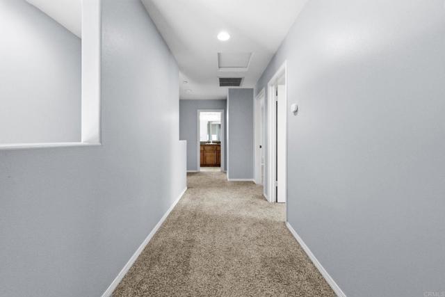 Detail Gallery Image 34 of 55 For 209 Journeys End, Vista,  CA 92083 - 4 Beds | 2/1 Baths