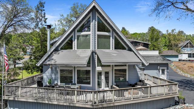 20944 Woodside Way, Groveland CA: https://media.crmls.org/mediaz/9cd9d56d-e0ea-4229-a3f1-7a69de0e7b77.jpg