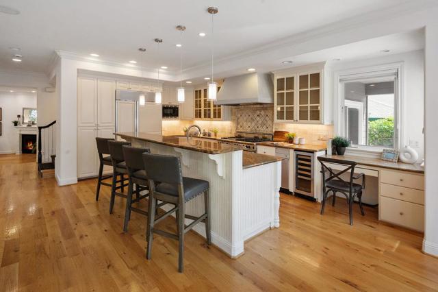 1509 Los Montes Drive, Burlingame CA: https://media.crmls.org/mediaz/9cdb693d-f7d4-4257-9ef6-c0fc53b4cfd0.jpg