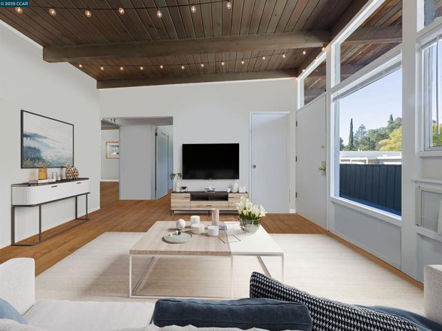 891 Bell Street, Lafayette CA: https://media.crmls.org/mediaz/9cdbfafb-55f6-42a7-83f2-abaa6f282e5a.jpg