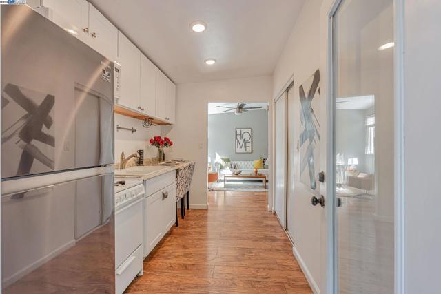 3950 Pinole Valley Rd, Pinole CA: https://media.crmls.org/mediaz/9cdc14e5-6ffc-42d3-9ad3-efa6c402d06f.jpg