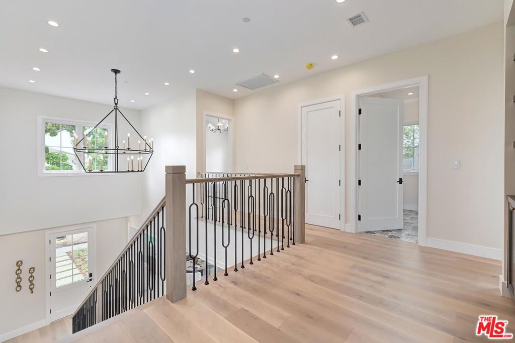 MLS #26851253 image #32
