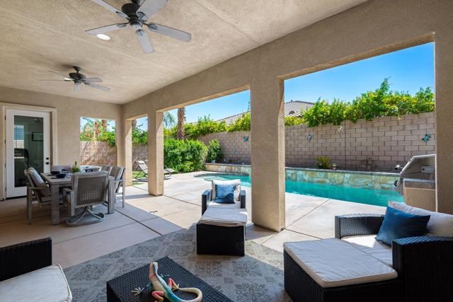 40844 Piazza Del Paradiso, Indio CA: https://media.crmls.org/mediaz/9cde279e-43e8-48b2-b6f0-c734a0379ce3.jpg