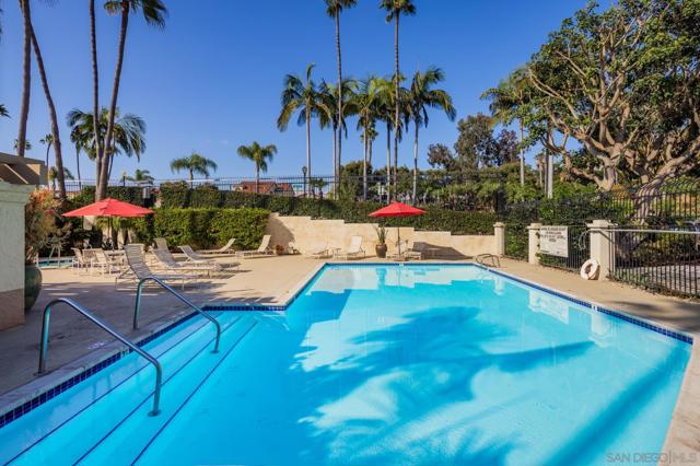 3156 Calle Viento, Carlsbad CA: https://media.crmls.org/mediaz/9cde98cb-1e41-4431-a1cf-ab76d33709dd.jpg